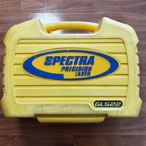 Spectra Precision Laser GL522 Rotating Laser Level Kit with HL750 Receiver